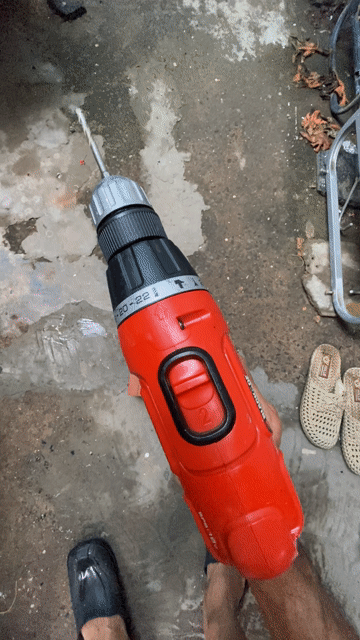 Máy khoan pin Black Decker 18V Đỏ (có búa). Mua bán Đồ chuyên dụng, Giống nuôi trồng tại Huyện Hóc Môn Tp Hồ Chí Minh được đăng bởi Quyền hình 1