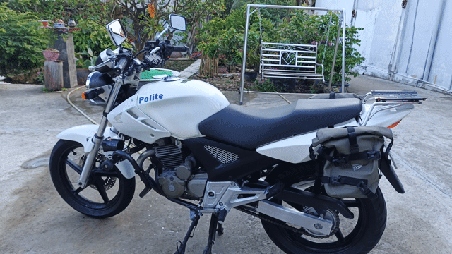 Honda CBX250 Twister HQCN 2013 Trắng. Mua bán Xe máy tại Quận 7 Tp Hồ Chí Minh được đăng bởi Khang Lê hình 1