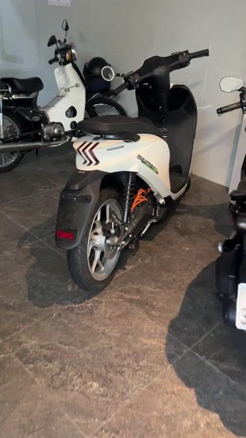 DatBike Quantum S3 Trắng New 99% giá cực mềm. Mua bán Xe điện tại Quận Cẩm Lệ Đà Nẵng được đăng bởi Tuệ Phan hình 1