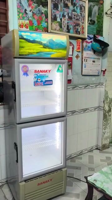 Tủ mát Sanaky 300 l, máy móc zin làm lạnh nhanh ạ. Mua bán Tủ lạnh tại Quận 12 Tp Hồ Chí Minh được đăng bởi Hà Trung Hiếu hình 1