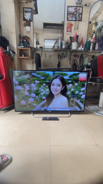 thanh lý Tivi Sony 43 inch 4K zin đẹp có wifi. Mua bán Tivi, Âm thanh tại Quận Thanh Xuân Hà Nội được đăng bởi Văn sỹ cắt tóc hình 1