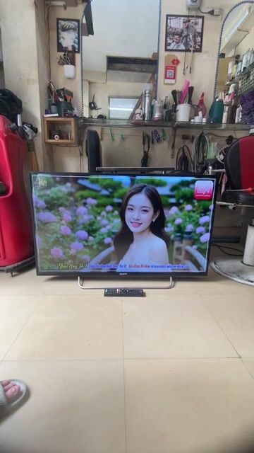 thanh lý Tivi Sony 43 inch 4K zin đẹp có wifi. Mua bán Tivi, Âm thanh tại Quận Thanh Xuân Hà Nội được đăng bởi Văn sỹ cắt tóc hình 1