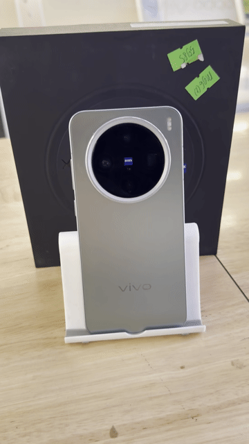 Vivo X200 Pro mini 12/256 fullbox 100% tiếng việt. Mua bán Điện thoại tại Quận Ninh Kiều Cần Thơ được đăng bởi shop một chín tám tám hình 1