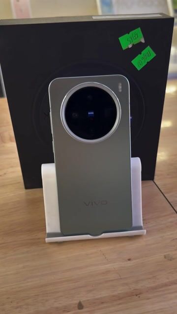 Vivo X200 Pro mini 12/256 fullbox 100% tiếng việt. Mua bán Điện thoại tại Quận Ninh Kiều Cần Thơ được đăng bởi shop một chín tám tám hình 1