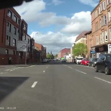 RED CAR 🚗 Turns at last second in front of me! 🤦🏼♂️ Shared on UpRide: Abused for being in the primary position