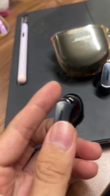 Tai nghe không dây Bose Ultra Earbud Đen. Mua bán Tivi, Âm thanh tại Quận Gò Vấp Tp Hồ Chí Minh được đăng bởi hải hình 1