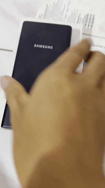 Pin sạc dự phòng Samsung 20000mAh Đen Mới. Mua bán Phụ kiện (Màn hình, Chuột...) tại Thị xã Tân Uyên Bình Dương được đăng bởi Tuấn Đỗ hình 1
