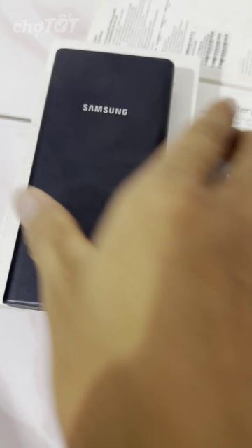 Pin sạc dự phòng Samsung 20000mAh Đen Mới. Mua bán Phụ kiện (Màn hình, Chuột...) tại Thị xã Tân Uyên Bình Dương được đăng bởi Tuấn Đỗ hình 1