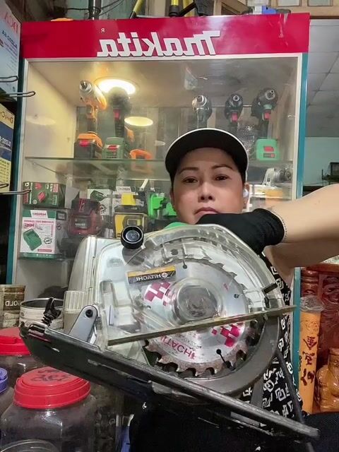 Máy cưa gỗ Hitachi 160mm. Mua bán Đồ chuyên dụng, Giống nuôi trồng tại Huyện Hòa Thành Tây Ninh được đăng bởi điện cơ C T hình 1