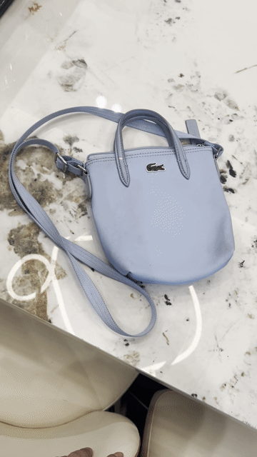 Túi xách tote Lacoste Da Nữ Xanh dương (auth). Mua bán Túi xách tại Quận Bắc Từ Liêm Hà Nội được đăng bởi vivuthrift hình 1