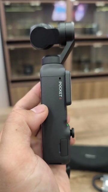 DJI Pocket 4 Standard Combo 2nd. Mua bán Máy ảnh, Máy quay tại Quận Ninh Kiều Cần Thơ được đăng bởi Nguyễn Xuân hình 1