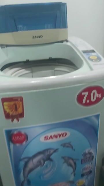 Máy giặt Sanyo 7kg cửa trên Thép không gỉ. Mua bán Máy giặt tại Huyện Hóc Môn Tp Hồ Chí Minh được đăng bởi Tuấn Kiệt hình 1