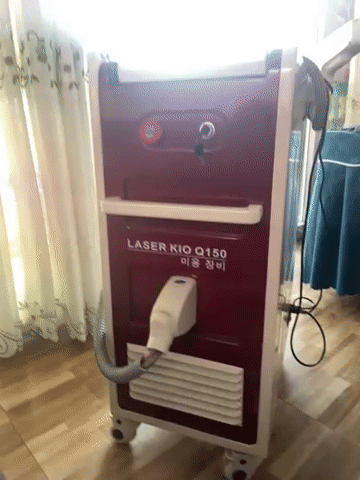 Máy laser KIO Q150 Hàn Quốc Trắng Đỏ. Mua bán Phụ kiện thời trang khác tại Huyện Hóc Môn Tp Hồ Chí Minh được đăng bởi Huỳnh Thị Thu Thảo hình 1