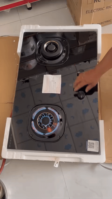 Bếp ga âm Electrolux EHG8250BC 2 vùng nấu. Mua bán Bếp, lò, đồ điện nhà bếp tại Huyện Bình Chánh Tp Hồ Chí Minh được đăng bởi Điện Máy Cát Tường hình 1