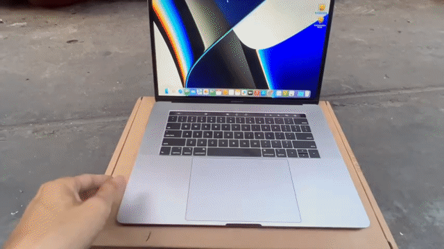 MACBOOK PRO 15.4'' 2018 / I7 / 16G / 512G / VGA 4G. Mua bán Laptop tại Quận 3 Tp Hồ Chí Minh được đăng bởi Tèo hình 1