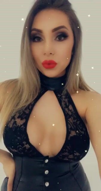 Model - Goddess Victoria femdom