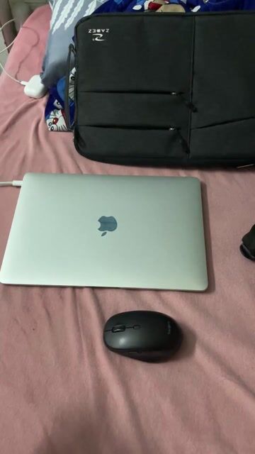 Apple MacBook Air 13 M1 256GB Bạc. Mua bán Laptop tại Huyện Củ Chi Tp Hồ Chí Minh được đăng bởi Duyệt Phạm hình 1