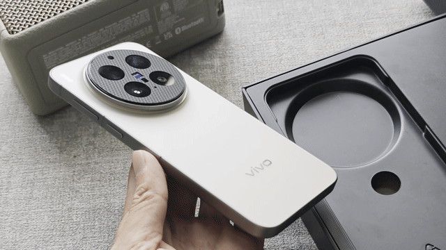 Vivo X300 Pro 256GB Nâu Like New Fullbox Có GL. Mua bán Điện thoại tại Quận 3 Tp Hồ Chí Minh được đăng bởi Minh Phạm  hình 1