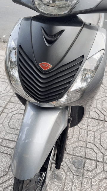 Honda SH 150 Ý 2013 Xám. Mua bán Xe máy tại Quận 4 Tp Hồ Chí Minh được đăng bởi nguyen van đuoc hình 1