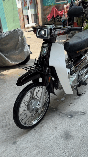 Honda Dream Đen, Trắng, Đỏ. Mua bán Xe máy tại Quận 3 Tp Hồ Chí Minh được đăng bởi Phạm thanh Trí  hình 1