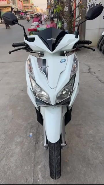 Honda Click thái 2014 Trắng ( hỗ trợ góp ). Mua bán Xe máy tại Huyện Chợ Mới An Giang được đăng bởi Cửa hàng xe Thiên Phước 2 hình 1