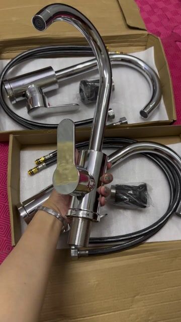 Vòi rửa chén nóng lạnh mới. Mua bán Thiết bị vệ sinh, nhà tắm tại Quận 5 Tp Hồ Chí Minh được đăng bởi Thiết Bị Vệ Sinh Nhà Bếp Kim Cương hình 1