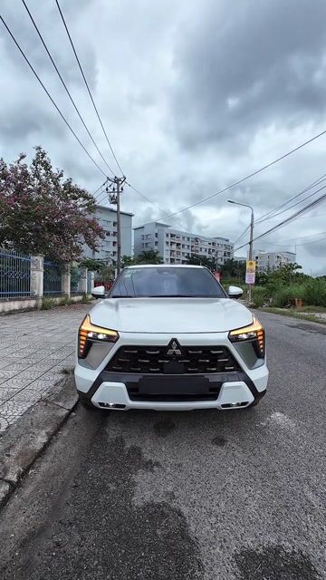 Mitsubishi Xforce 2024 Ultimate Trắng. Mua bán Ô tô tại Quận Cẩm Lệ Đà Nẵng được đăng bởi Ngô Phi Đạt hình 1