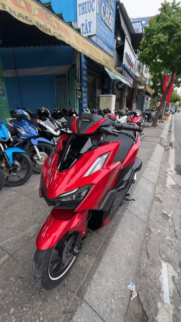 Honda Vario 160 2024 Đỏ Đã sử dụng. Mua bán Xe máy tại Quận Tân Phú Tp Hồ Chí Minh được đăng bởi Tuanduy hình 1