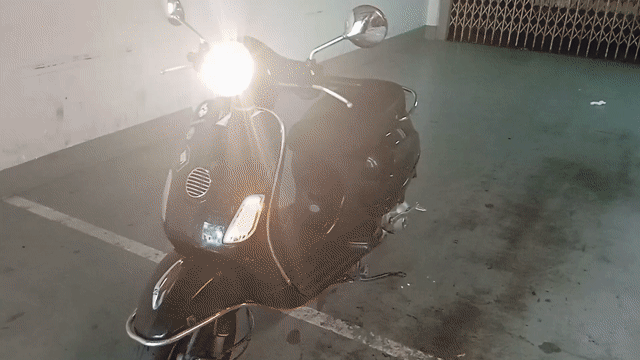 Piaggio Vespa LX Italia SX Xanh đen BSTP. Mua bán Xe máy tại Quận 1 Tp Hồ Chí Minh được đăng bởi Vạn Hạnh University  hình 1