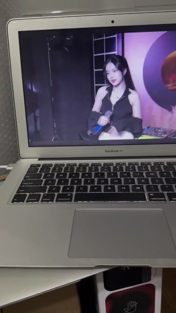 Apple MacBook Air 2014 i5 13 inch 4GB/128GB. Mua bán Laptop tại Quận 8 Tp Hồ Chí Minh được đăng bởi Ken Mobile hình 1