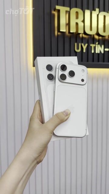 Apple iPhone 17 Pro 256GB Trắng New. Mua bán Điện thoại tại Quận Sơn Trà Đà Nẵng được đăng bởi Diễm Diễm hình 1