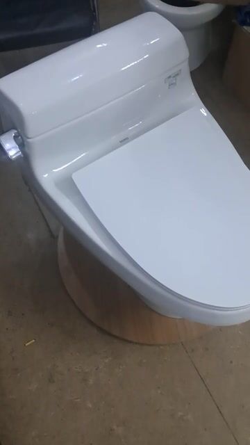 Bồn cầu toto mã 688 hàng cao cấp. Mua bán Thiết bị vệ sinh, nhà tắm tại Quận Hoàng Mai Hà Nội được đăng bởi Được hình 1