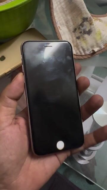 Apple iPhone 6s Bạc. Mua bán Điện thoại tại Quận Bình Tân Tp Hồ Chí Minh được đăng bởi DAODIDONG hình 1