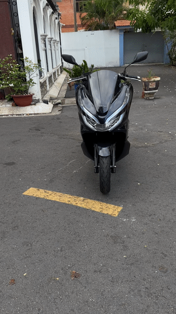 Honda PCX 150 Hybrid Đen. Mua bán Xe máy tại Quận Tân Phú Tp Hồ Chí Minh được đăng bởi Mr Bảy hình 1