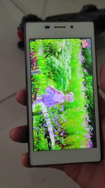 Sony Xperia Trắng. Mua bán Điện thoại tại Quận 12 Tp Hồ Chí Minh được đăng bởi Trần Thanh Quý hình 1