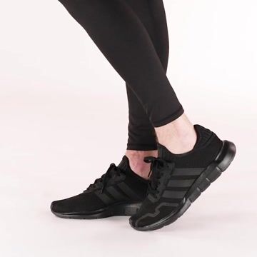 adidas swift run black mono