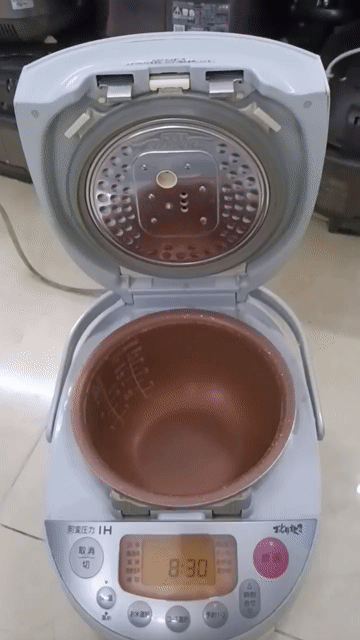 Thanh lý 500k nồi cơm điện Panasonic IH 1L 2018. Mua bán Bếp, lò, đồ điện nhà bếp tại Huyện Hóc Môn Tp Hồ Chí Minh được đăng bởi Pham Truong Lam Vu hình 1