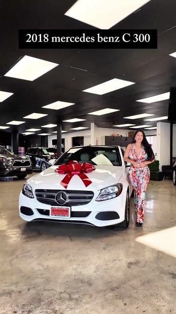 Video thumbnail for 2018 Mercedes-Benz C-Class Sedan