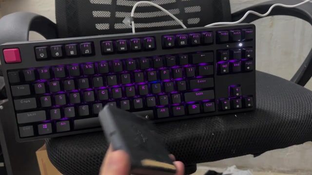 Bàn phím cơ gaming dareu kèm sạc không dây. Mua bán Phụ kiện (Màn hình, Chuột...) tại Quận Tân Phú Tp Hồ Chí Minh được đăng bởi Trương Hiệp hình 1