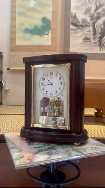 Đồng hồ để bàn Seiko Emblem HW581B Mới 90%. Mua bán Nội thất, đồ gia dụng khác tại Thành phố Thủ Đức Tp Hồ Chí Minh được đăng bởi HOOF Oldies hình 1