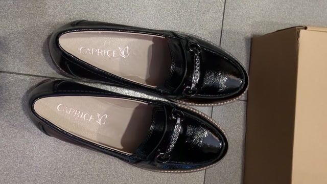Giày lười nữ Caprice da thật đen size 37. Mua bán Giày dép tại Quận Phú Nhuận Tp Hồ Chí Minh được đăng bởi Dương Thị Diễm Phi hình 1