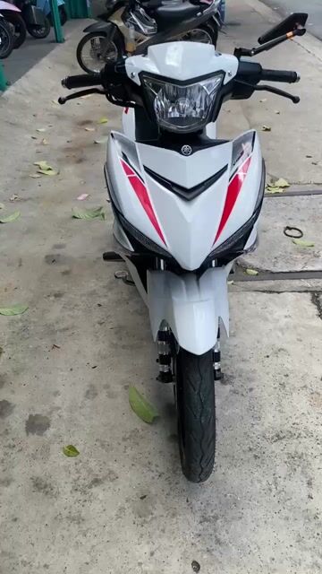 Yamaha Exciter 150 2017 Trắng đỏ. Mua bán Xe máy tại Thị xã Bến Cát Bình Dương được đăng bởi xe máy trả góp tín nghĩa  hình 1