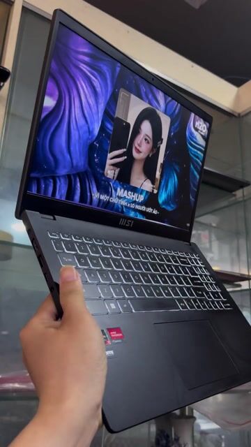 MSI Modern 15 B7M Ryzen 7 15.6 inch 16GB/512GB. Mua bán Laptop tại Quận Gò Vấp Tp Hồ Chí Minh được đăng bởi Thanh lí cầm đồ hình 1