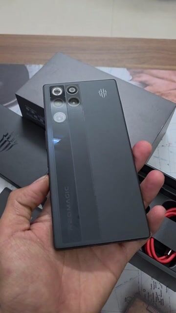 Vua Gamingphone Redmagic 11 Pro 16/512Gb Likenew. Mua bán Điện thoại tại Quận Hải Châu Đà Nẵng được đăng bởi MiPhone hình 1