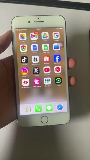 iPhone 8 Plus 64GB Vàng Đã dùng. Mua bán Điện thoại tại Huyện Thanh Trì Hà Nội được đăng bởi Đoàn hình 1