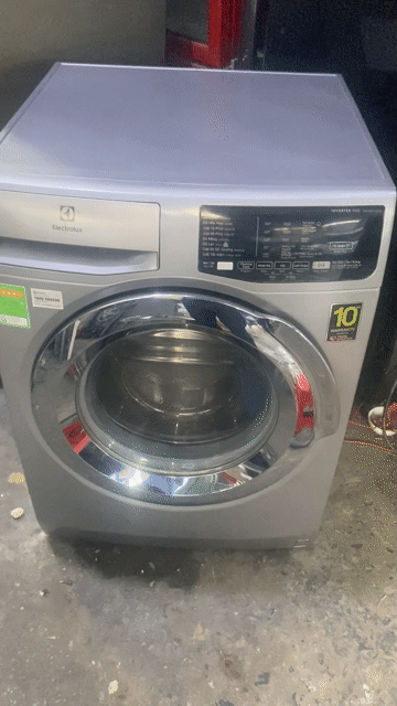 Máy giặt Electrolux 9kg Inverter Xám 90% mới. Mua bán Máy giặt tại Quận Tân Phú Tp Hồ Chí Minh được đăng bởi Điện Lạnh Thanh Sang hình 1