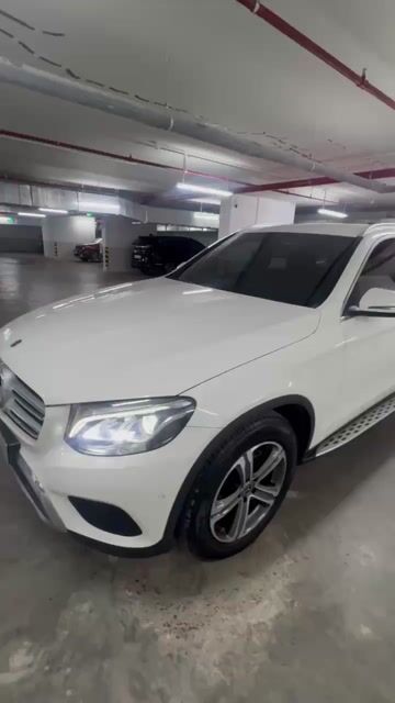 Mercedes-Benz GLC200 2019 23.000km Trắng. Mua bán Ô tô tại Quận 7 Tp Hồ Chí Minh được đăng bởi Dan Nguyen hình 1