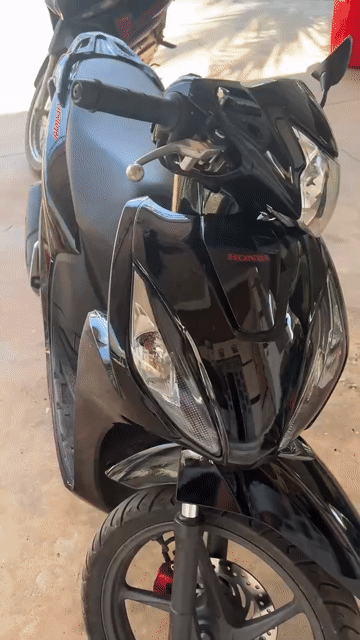 Honda Vision 2025 Thể thao Đen bóng. Mua bán Xe máy tại Thành phố Buôn Ma Thuột Đắk Lắk được đăng bởi Thy Hoa hình 1