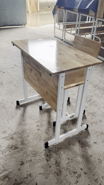 Bộ bàn học Gỗ cao su, Sắt Vàng gỗ, Trắng. Mua bán Bàn ghế tại Thành phố Biên Hòa Đồng Nai được đăng bởi thiên hoàng phát hình 1