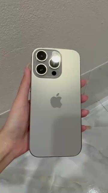 iPhone 16 Pro 256GB Titan quốc tế VNA khay sim . Mua bán Điện thoại tại Quận Tây Hồ Hà Nội được đăng bởi hoa cúc hình 1